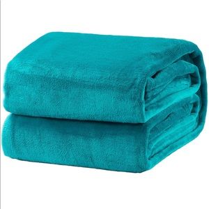 King Size Teal Lightweight Super Soft Cozy Bed